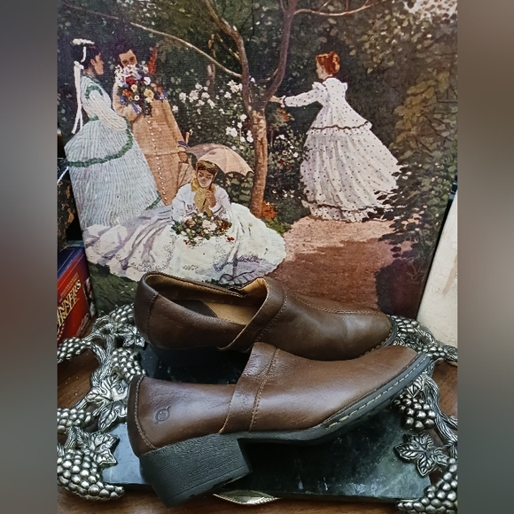 👢Born Handcrafted Shoes size 9 Women Leather Slip On Shoes. NICE GIFT 🎁 - Picture 2 of 13